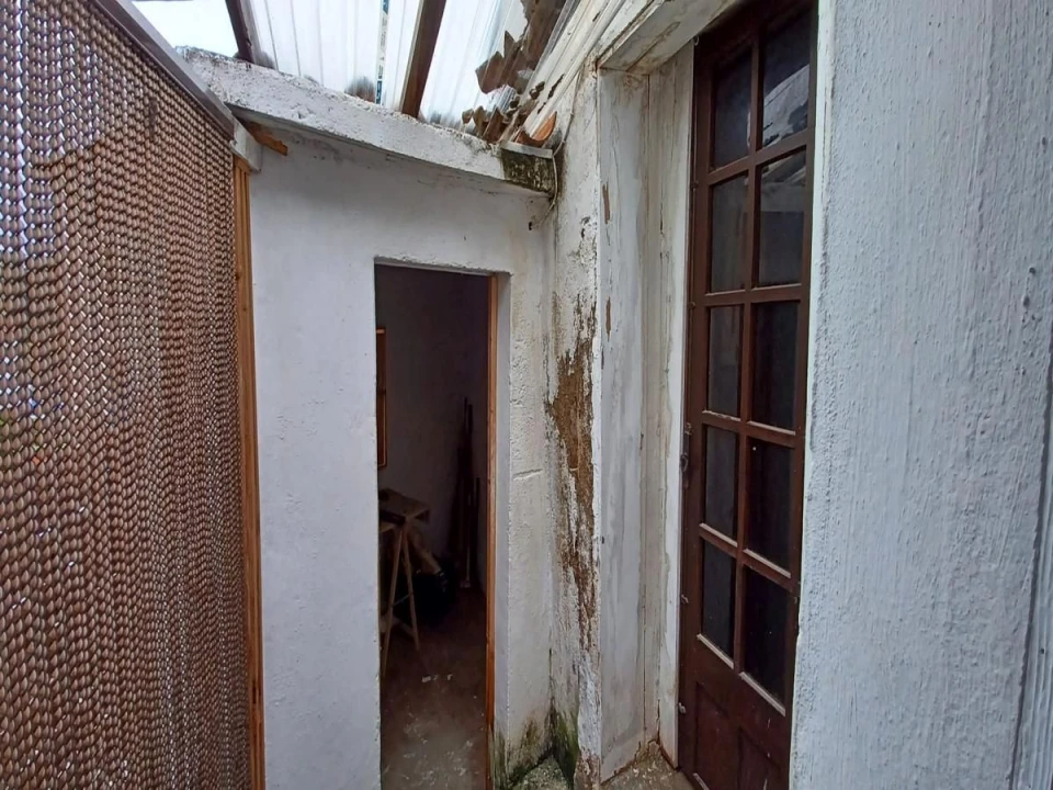 Moradia T2 para Venda em Alguber Foto 2