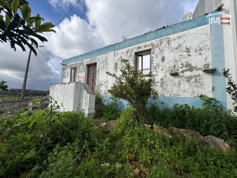 Moradia T3 para Venda em Nossa Senhora das Misericordias Foto 3