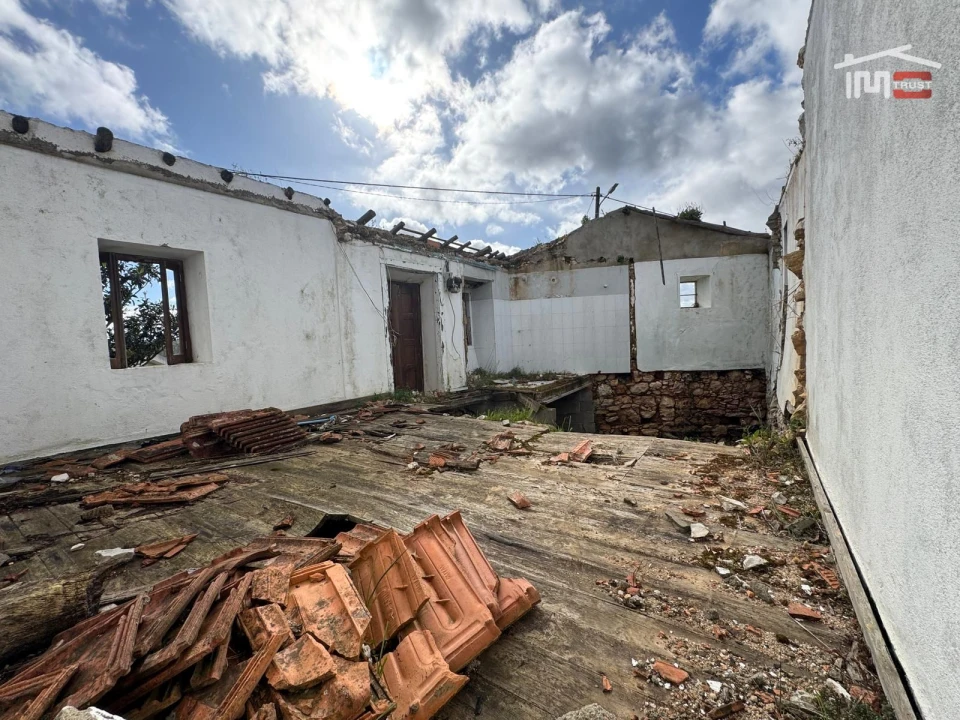 Moradia T3 para Venda em Nossa Senhora das Misericordias Foto 8