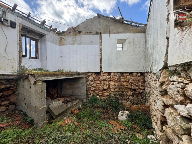 Moradia T3 para Venda em Nossa Senhora das Misericordias Foto 5