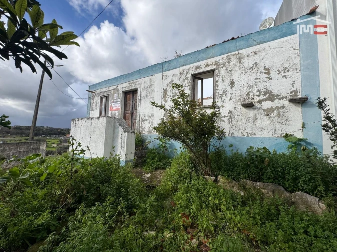 Moradia T3 para Venda em Nossa Senhora das Misericordias Foto 2