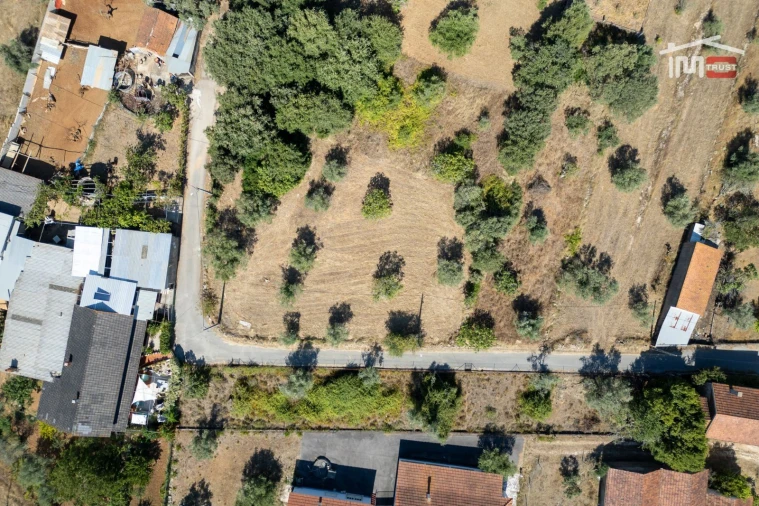 Terreno para Venda em Nossa Senhora das Misericordias Foto 14