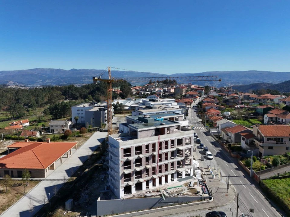 Apartamento T3 para Venda em Vila Cova da Lixa e Borba de Godim Foto 14