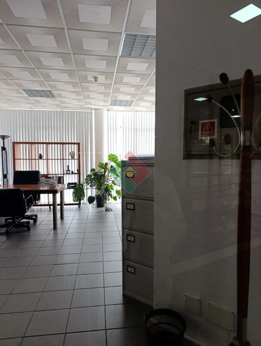 Loja para Arrendamento em Sé e São Lourenço Foto 11