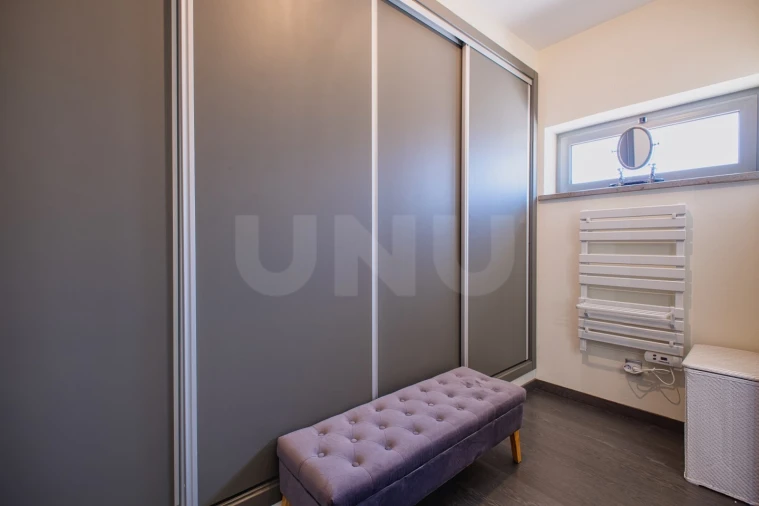 Moradia T4 para Venda em Painho e Figueiros Foto 23