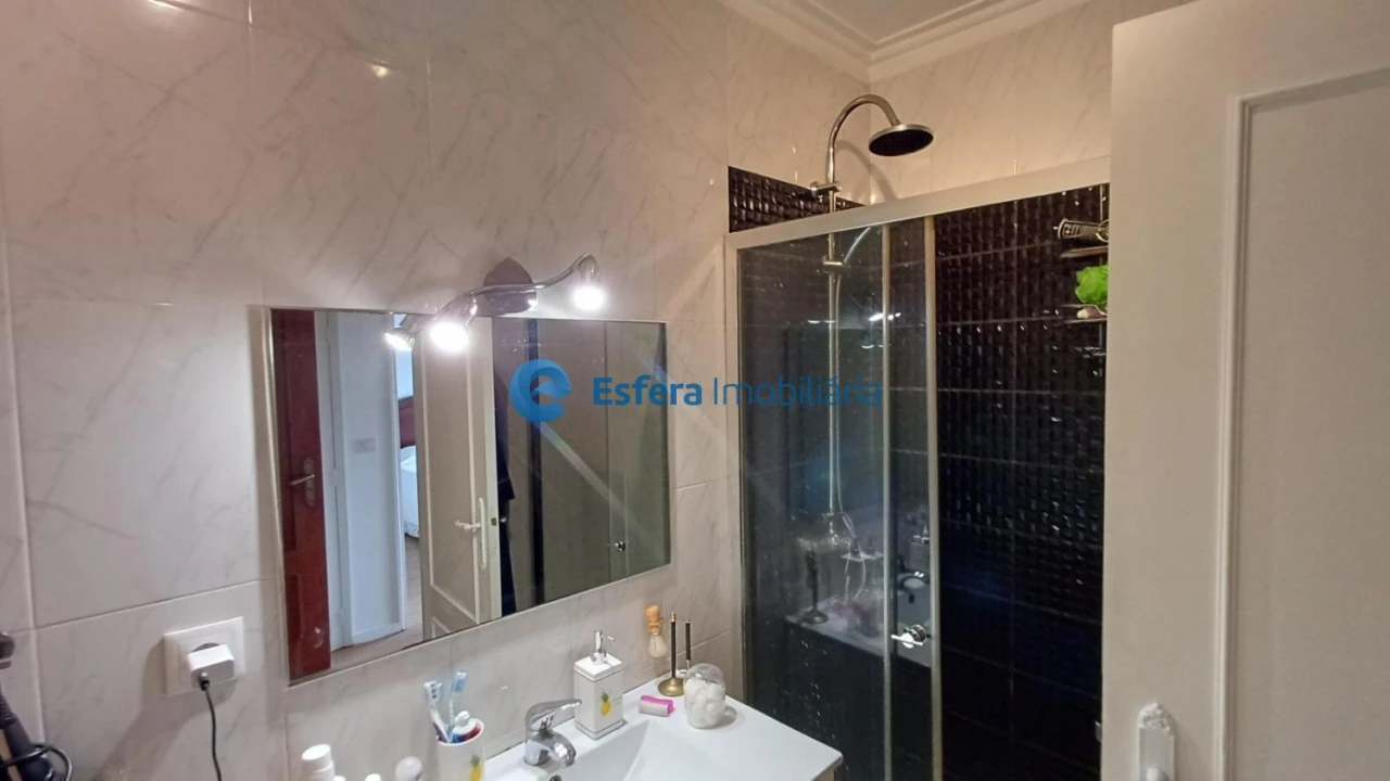 Apartamento T2 para Venda em Cidade da Maia Foto 12