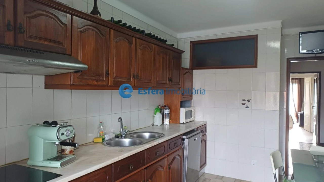 Apartamento T2 para Venda em Cidade da Maia Foto 4