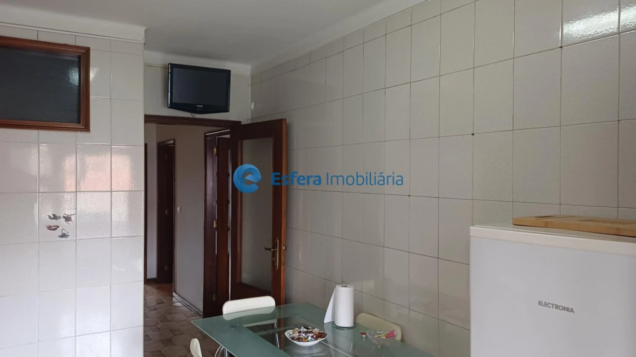 Apartamento T2 para Venda em Cidade da Maia Foto 10