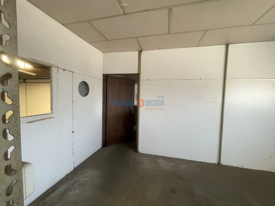 Loja para Arrendamento em Albergaria-A-Velha e Valmaior Foto 11