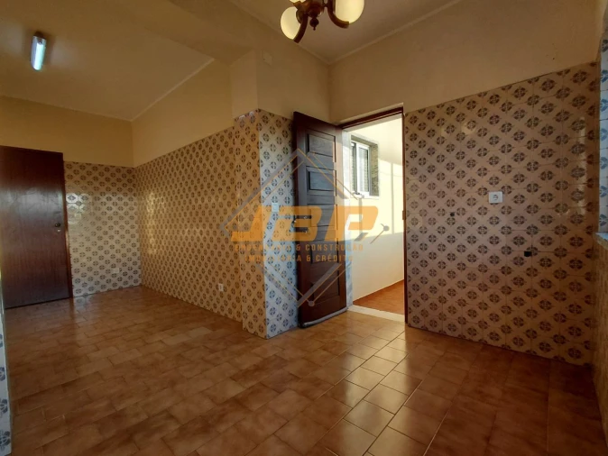 Apartamento T2 para Arrendamento em Aljubarrota Foto 4