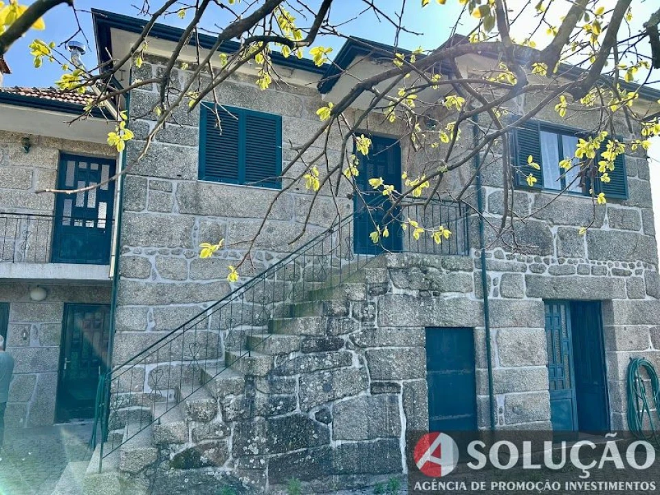 Moradia T3 para Venda em Monte Córdova Foto 6