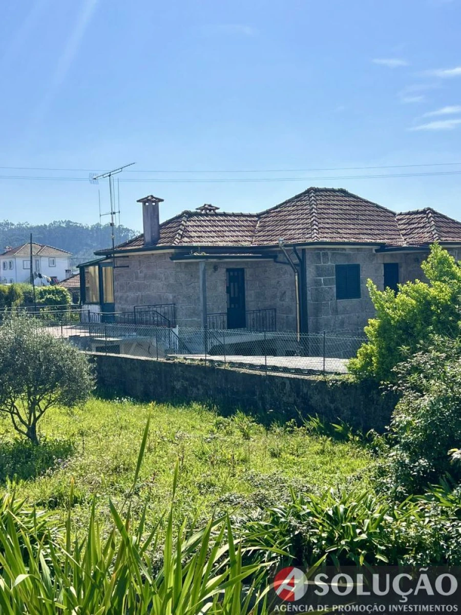 Moradia T3 para Venda em Monte Córdova Foto 4