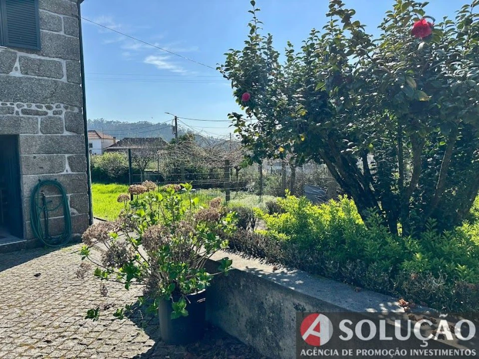 Moradia T3 para Venda em Monte Córdova Foto 11