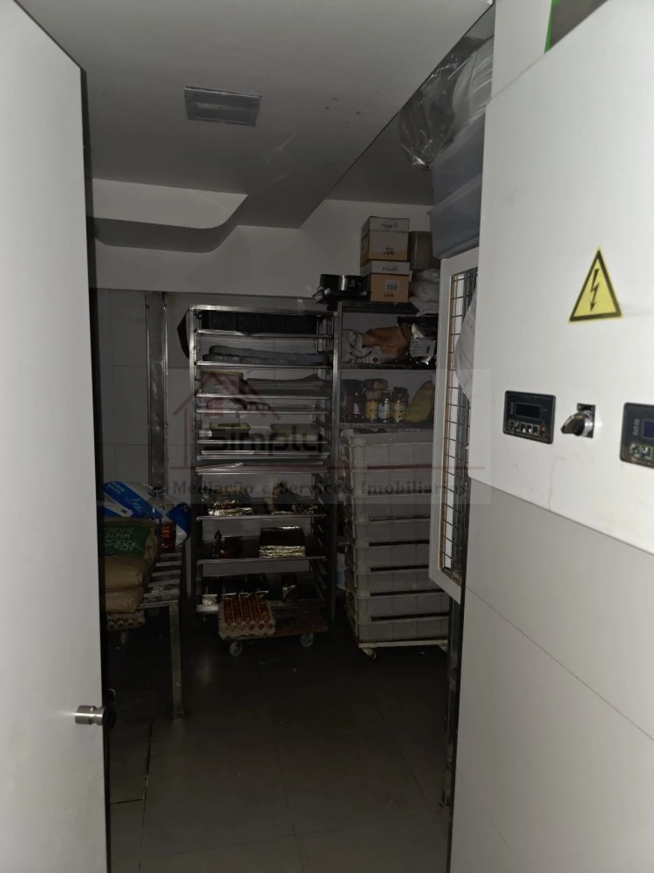 Loja para Venda em Estrela Foto 17