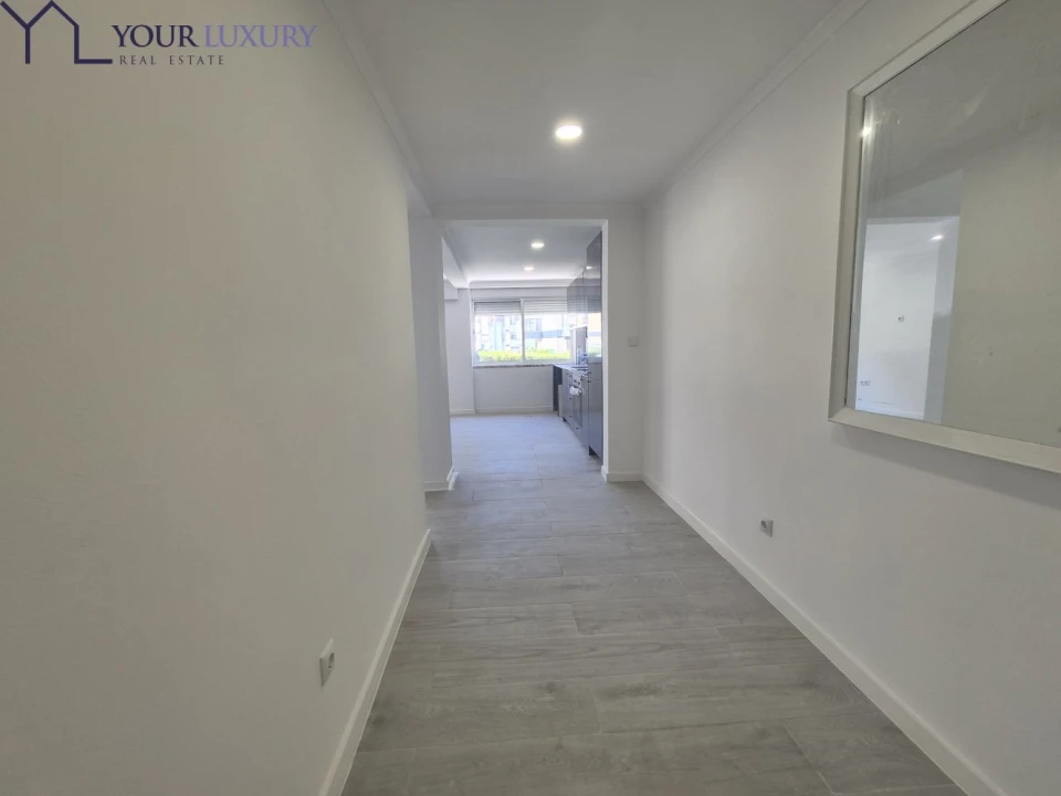 Apartamento T2 para Venda em Póvoa de Santo Adrião e Olival Basto Foto 22