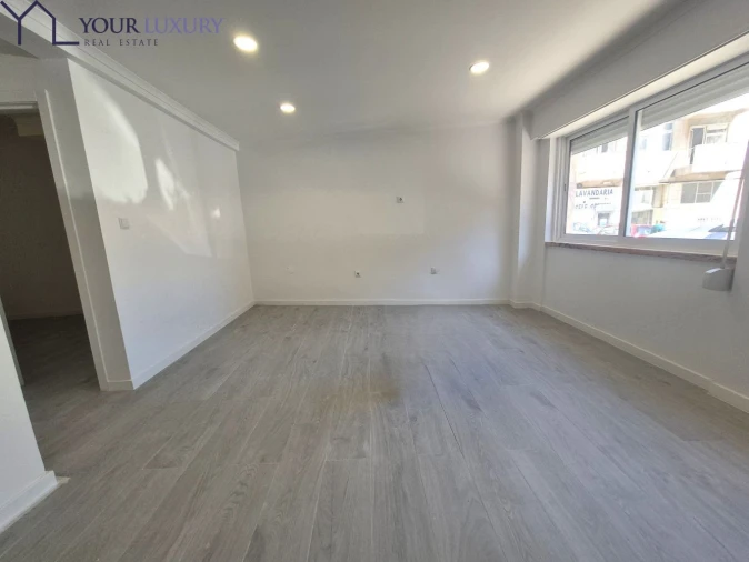 Apartamento T2 para Venda em Póvoa de Santo Adrião e Olival Basto Foto 26