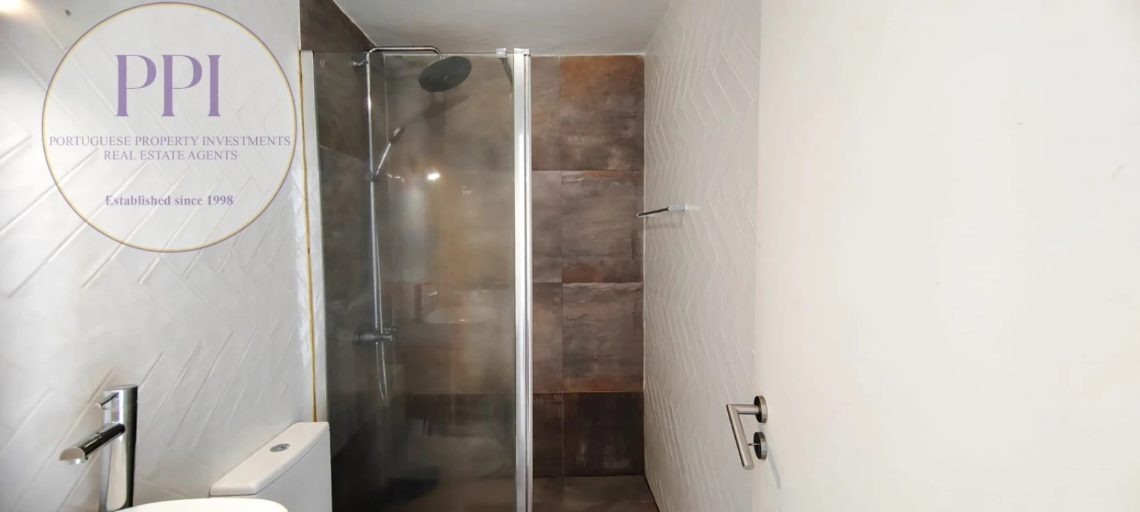 Moradia T2 para Venda em Vila do Bispo e Raposeira Foto 15