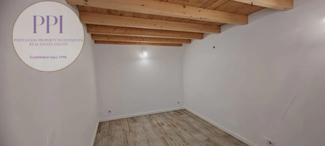 Moradia T2 para Venda em Vila do Bispo e Raposeira Foto 9