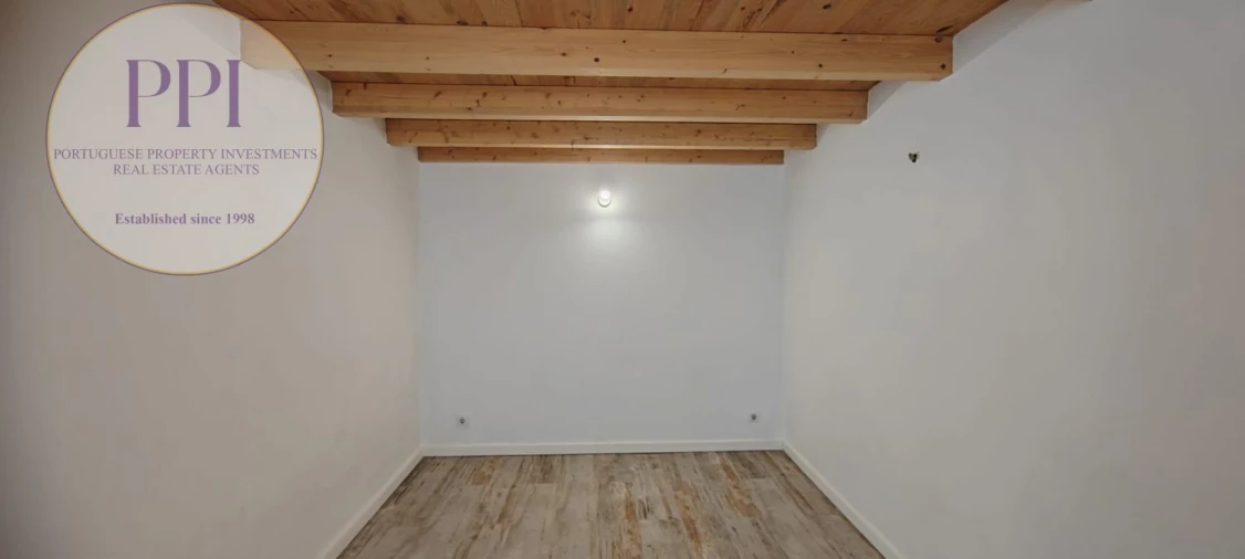 Moradia T2 para Venda em Vila do Bispo e Raposeira Foto 10