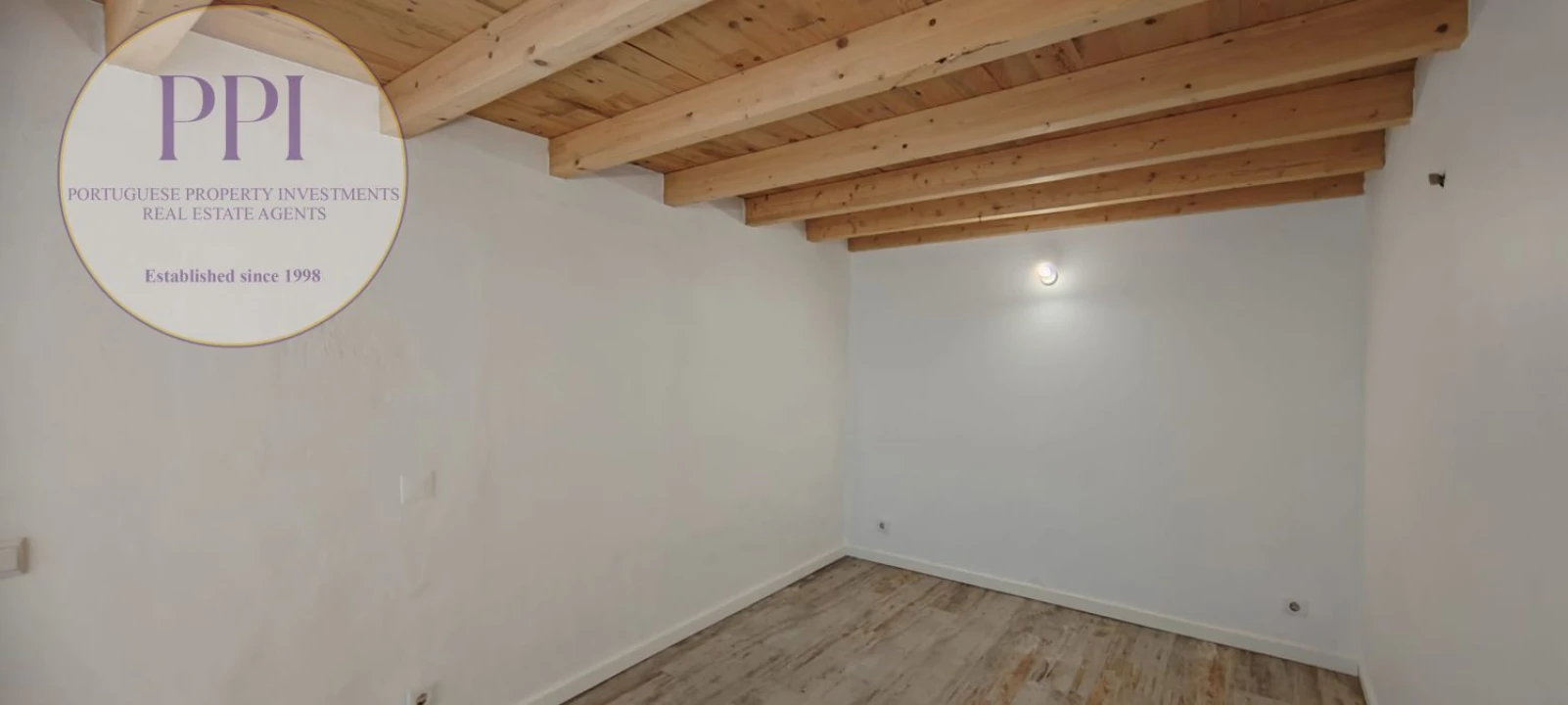 Moradia T2 para Venda em Vila do Bispo e Raposeira Foto 11