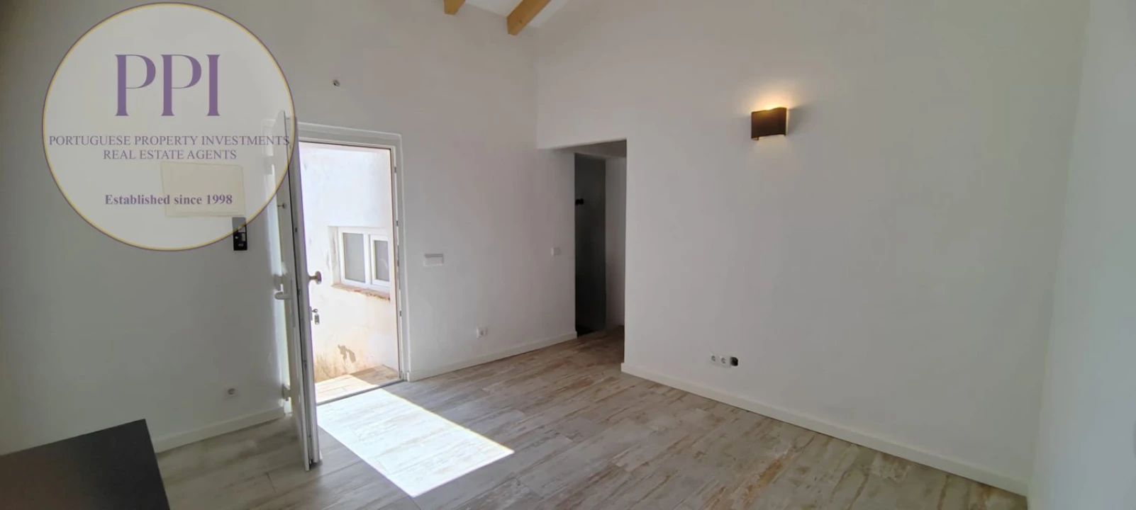 Moradia T2 para Venda em Vila do Bispo e Raposeira Foto 24