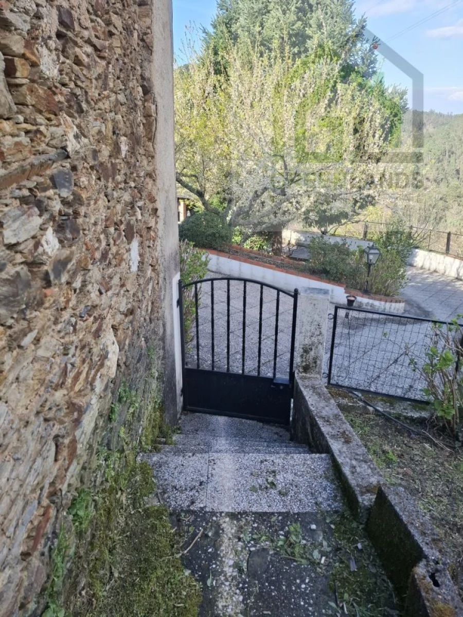 Moradia T5 para Venda em Arganil Foto 47