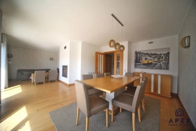 Apartamento T4 para Venda em Belém