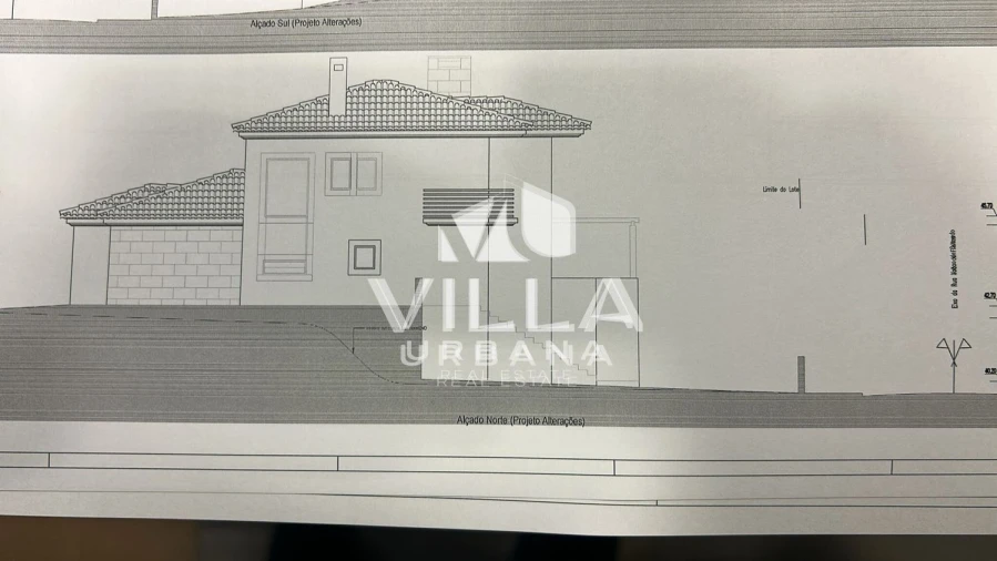 Moradia T4 para Venda em Fernao Ferro Foto 40