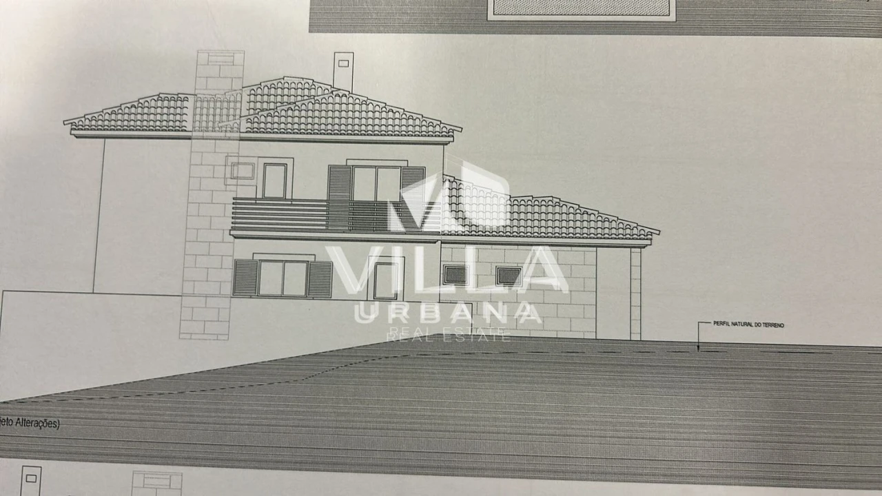 Moradia T4 para Venda em Fernao Ferro Foto 36