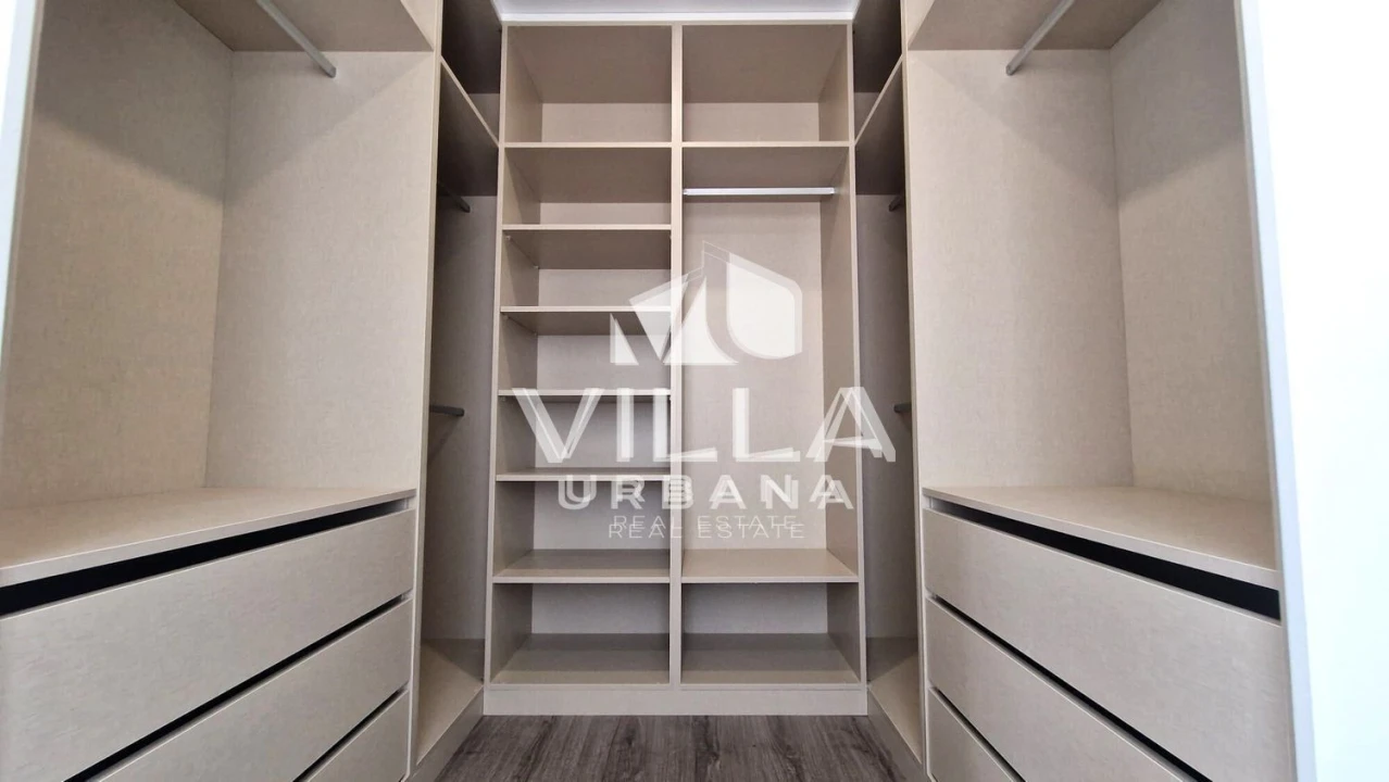 Moradia T4 para Venda em Fernao Ferro Foto 32