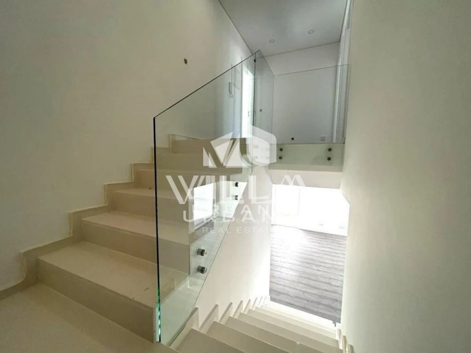 Moradia T4 para Venda em Fernao Ferro Foto 34