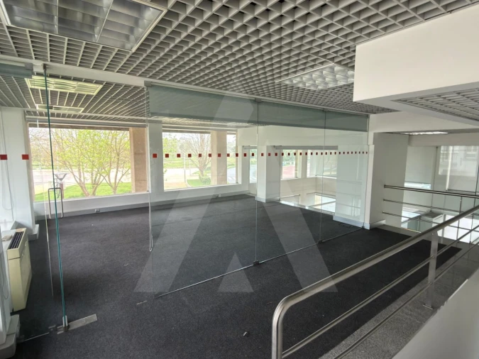 Loja para Arrendamento em Beduído e Veiros Foto 2