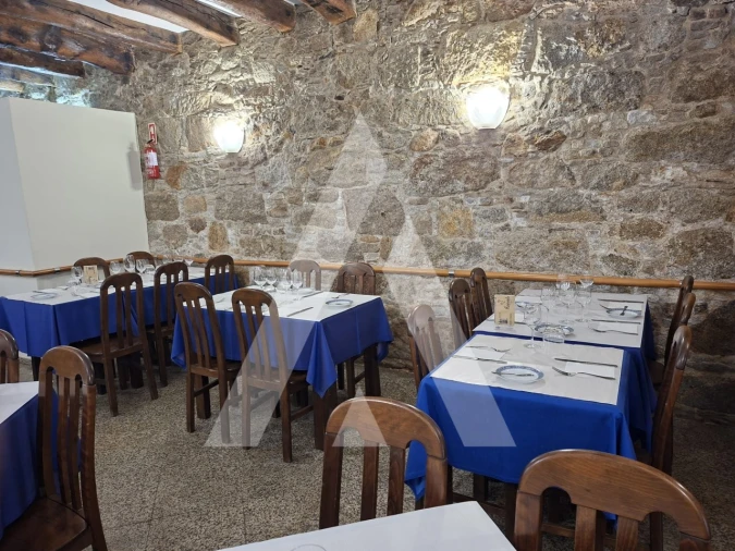 Negócio para Cedência de Quotas em Santa Maria Maior e Monserrate e Meadela Foto 2