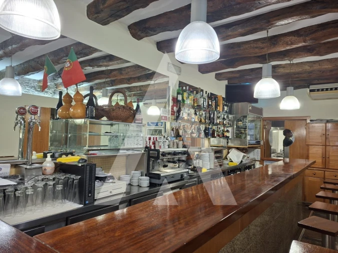 Negócio para Cedência de Quotas em Santa Maria Maior e Monserrate e Meadela Foto 10