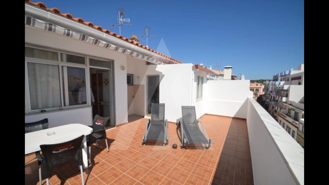 Apartamento T1 para Venda em Quarteira Foto 19