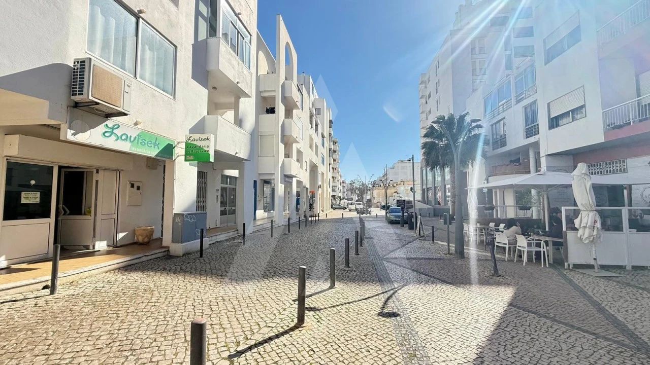 Apartamento T1 para Venda em Quarteira Foto 22