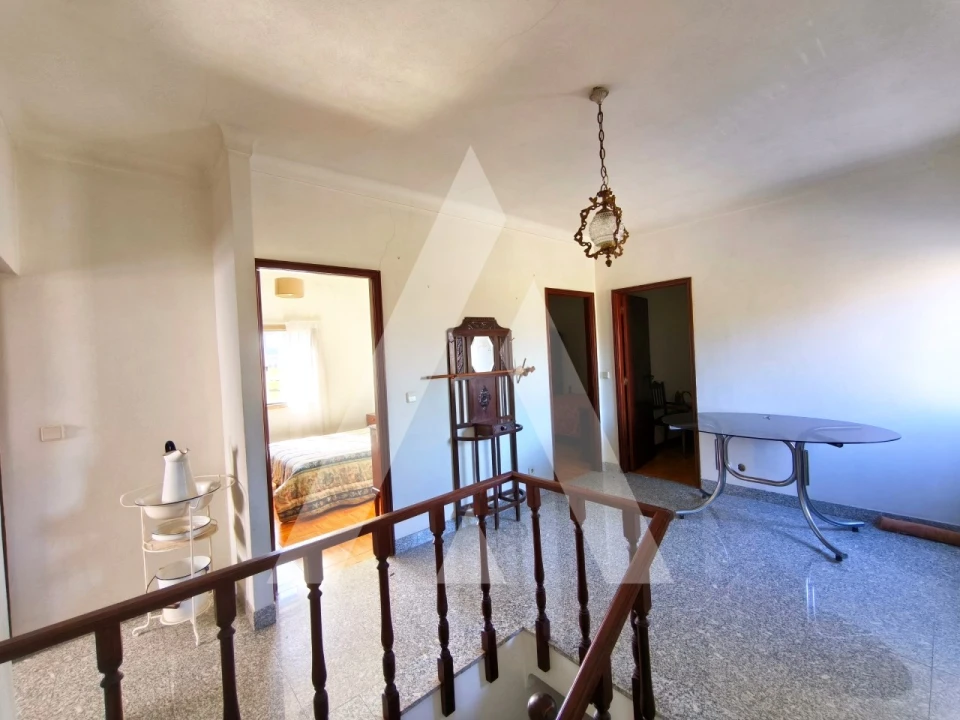 Moradia T3 para Venda em Cossourado Foto 8