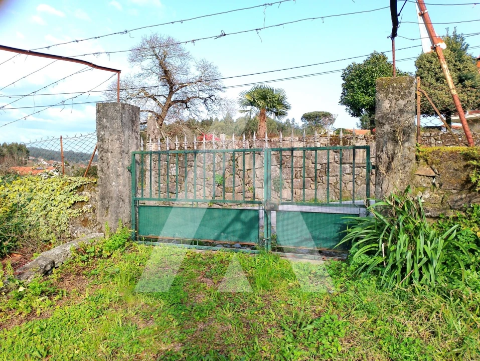 Moradia T3 para Venda em Cossourado Foto 24