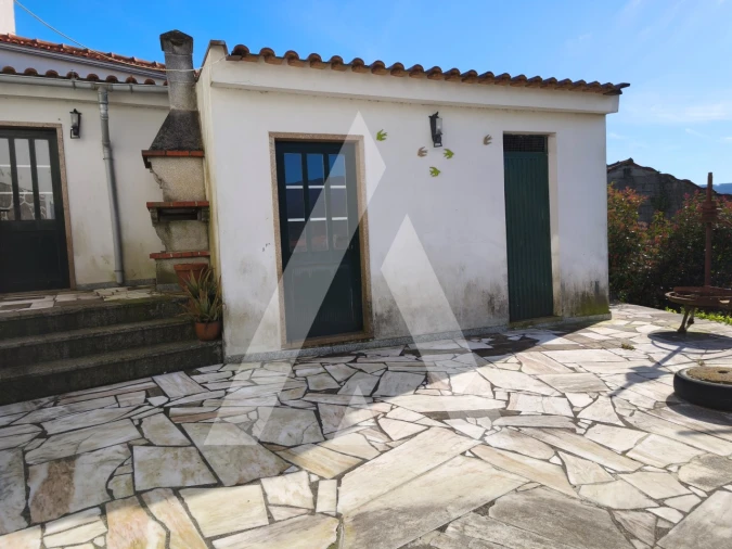 Moradia T3 para Venda em Cossourado Foto 15