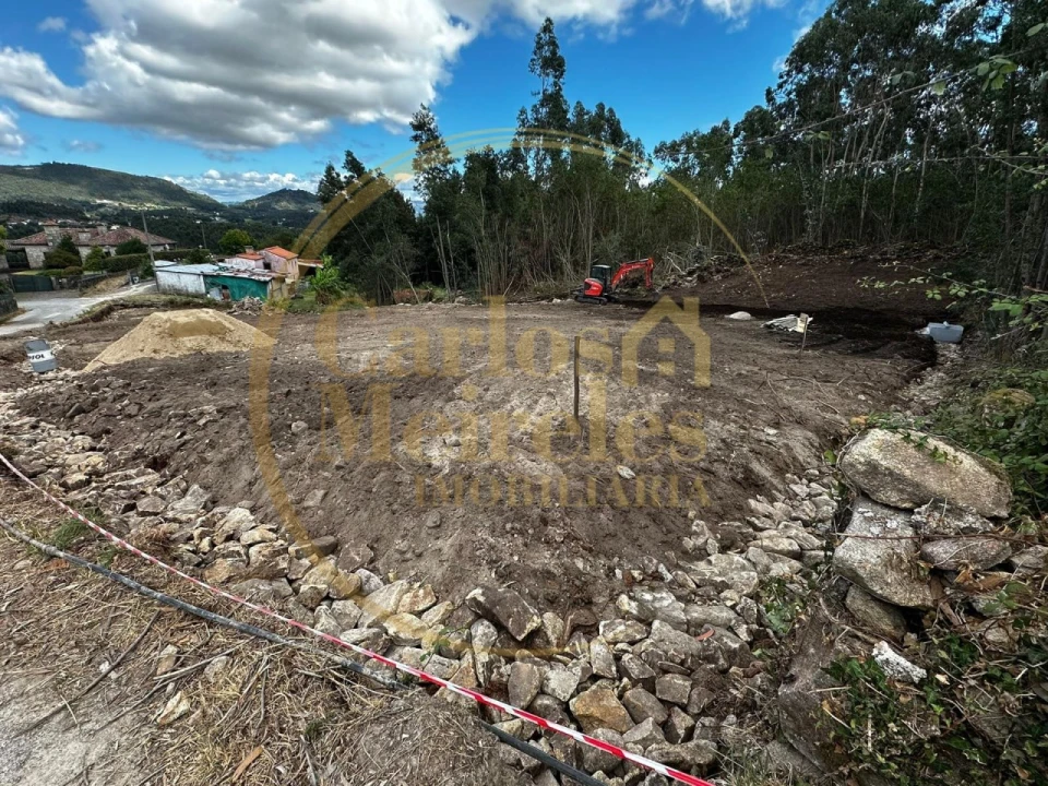Terreno para Venda em Estorãos Foto 5