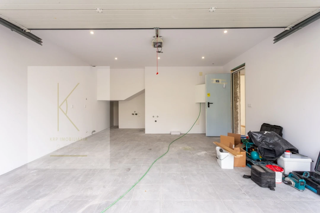 Moradia T4 para Venda em Vila Praia de Ancora Foto 11