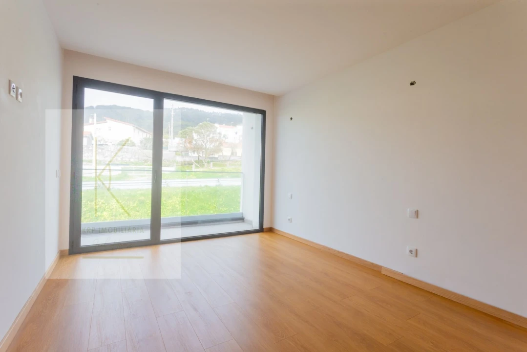 Moradia T4 para Venda em Vila Praia de Ancora Foto 17