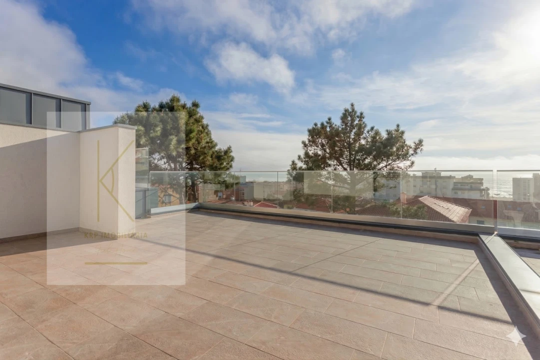 Moradia T4 para Venda em Vila Praia de Ancora Foto 4