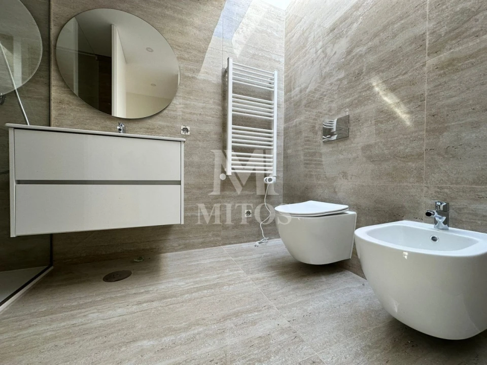 Moradia T3 para Venda em Darque Foto 10