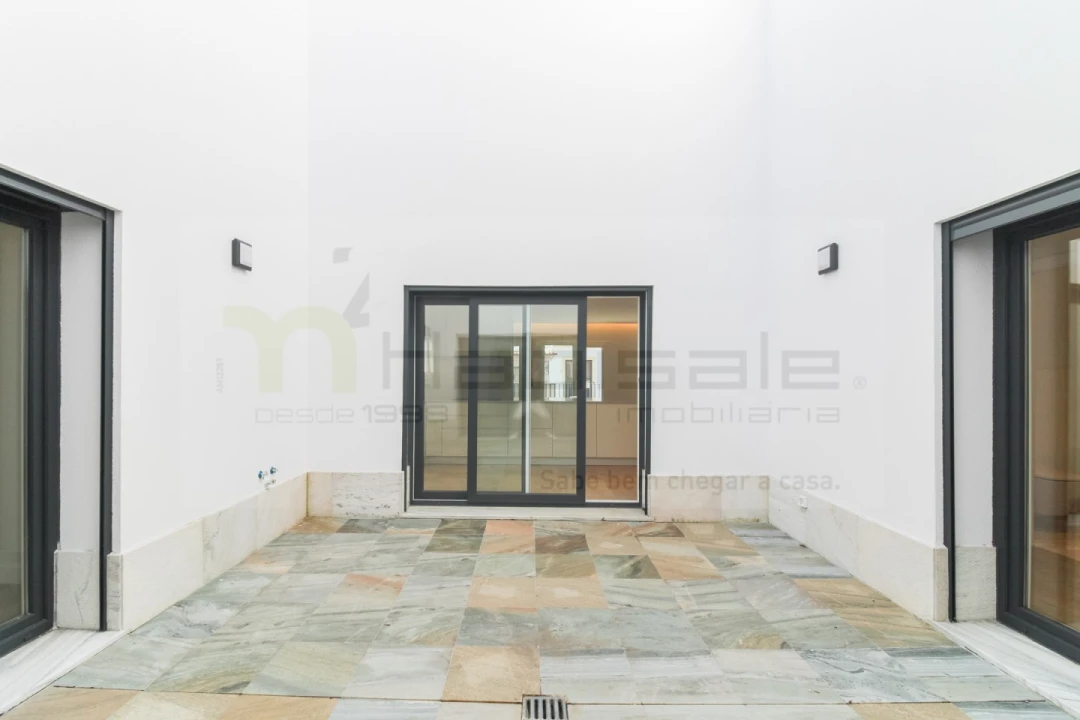 Moradia T4 para Venda em Póvoa de Santo Adrião e Olival Basto Foto 22