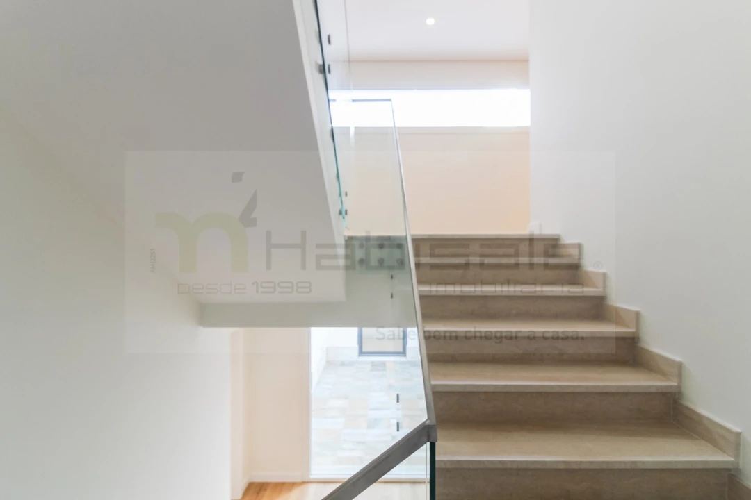 Moradia T4 para Venda em Póvoa de Santo Adrião e Olival Basto Foto 34