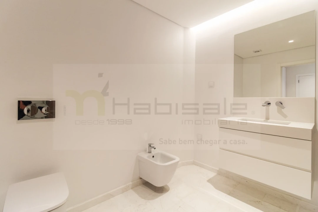 Moradia T4 para Venda em Póvoa de Santo Adrião e Olival Basto Foto 50