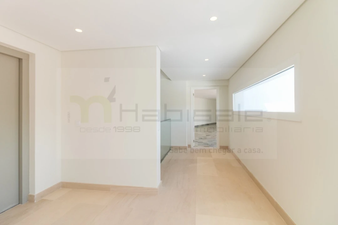 Moradia T4 para Venda em Póvoa de Santo Adrião e Olival Basto Foto 58