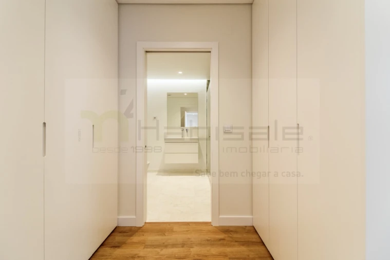 Moradia T4 para Venda em Póvoa de Santo Adrião e Olival Basto Foto 24