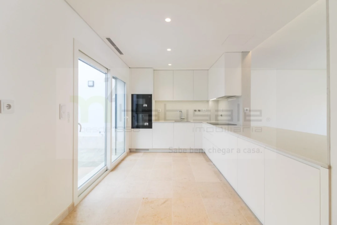 Apartamento T4 para Venda em Póvoa de Santo Adrião e Olival Basto Foto 10